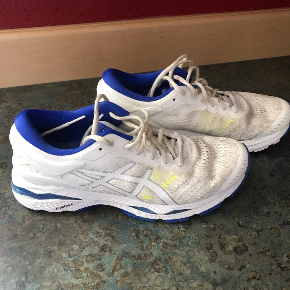 ASICS Women’s Gel-Kayan 24, Size 8.5